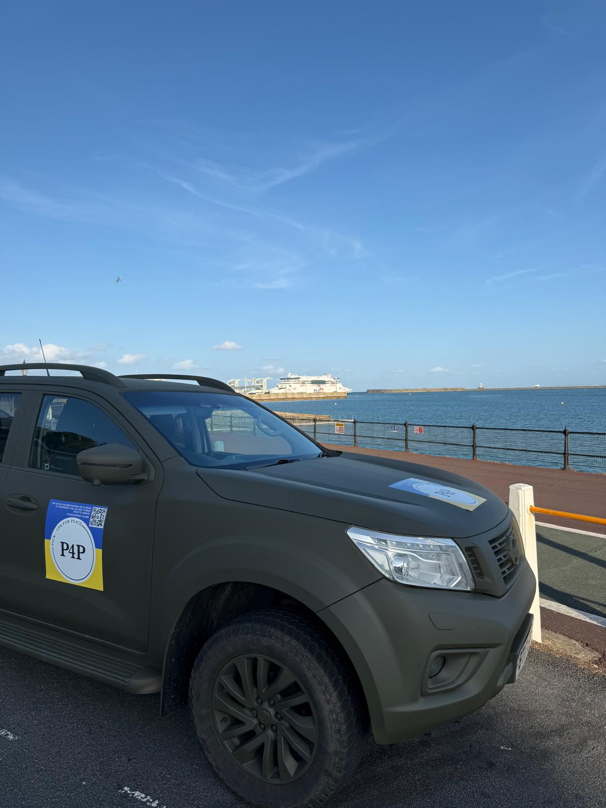 Pickups for Peace support vehicle at Dover during Matt Scarsi's London to Lviv cycle challenge